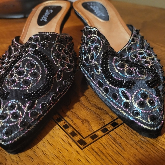 Sweet Kitten Heel Pointed Toe Slip On Mules Black Multicolored Beads Size 7 - Picture 8 of 8